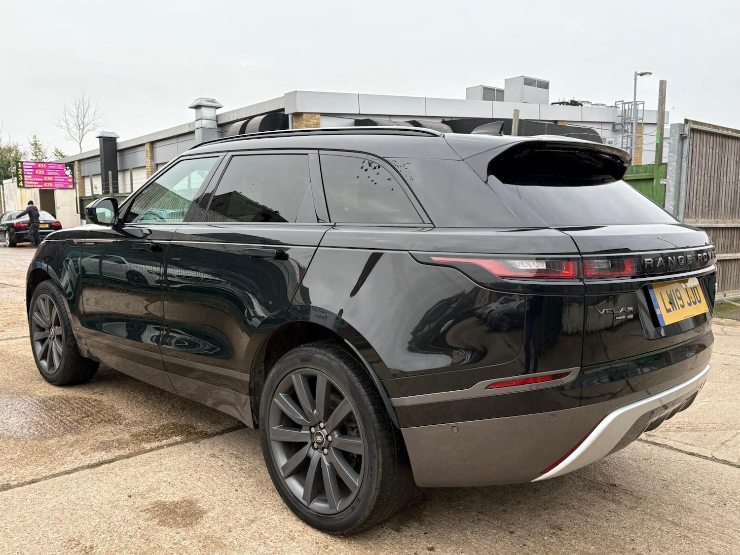 Used Land Rover Range Rover Velar 2019 for sale - 77331910: Photo 8