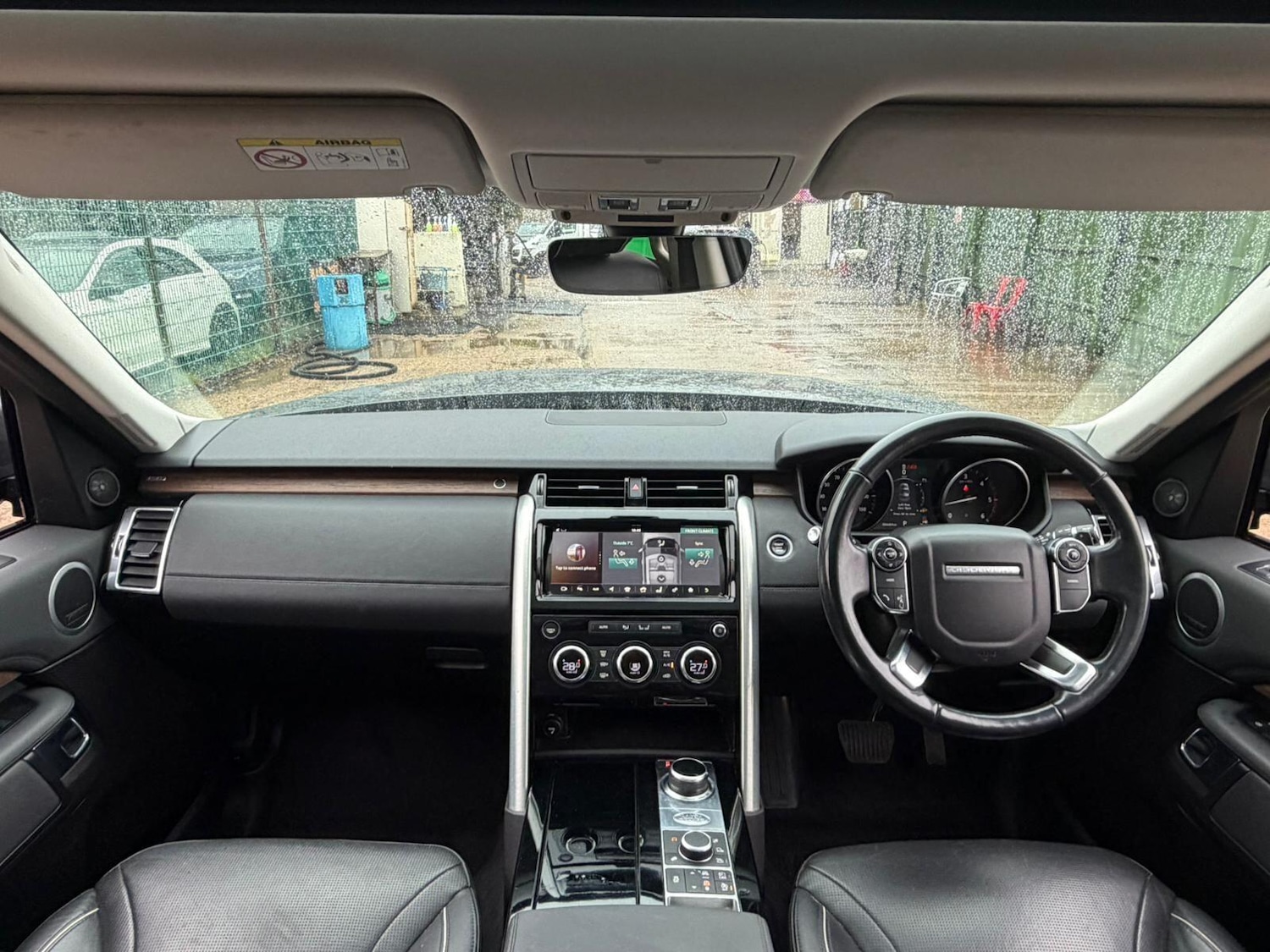 Used Land Rover Discovery 2017 for sale - 77305139: Photo 14