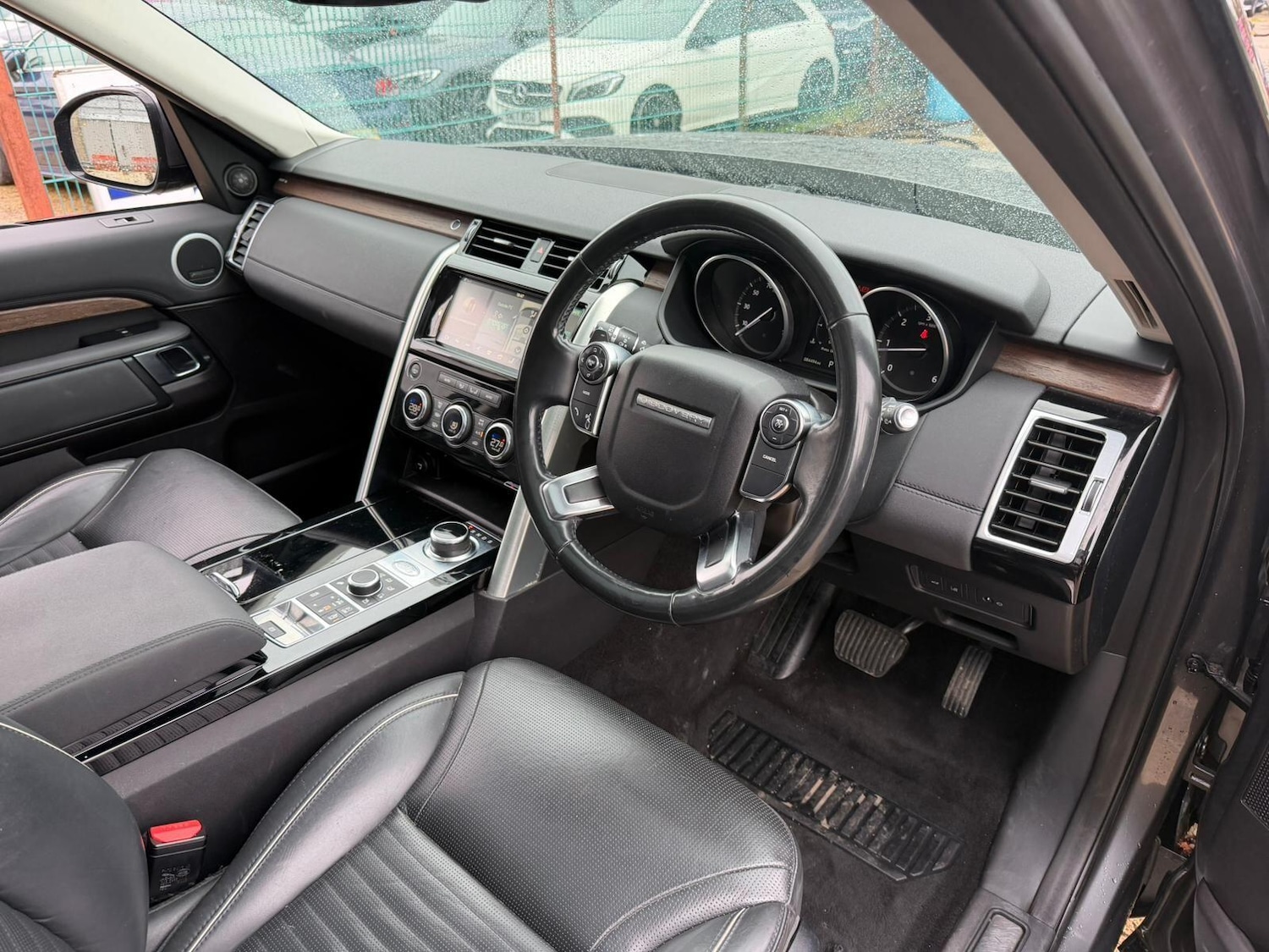 Used Land Rover Discovery 2017 for sale - 77305139: Photo 20