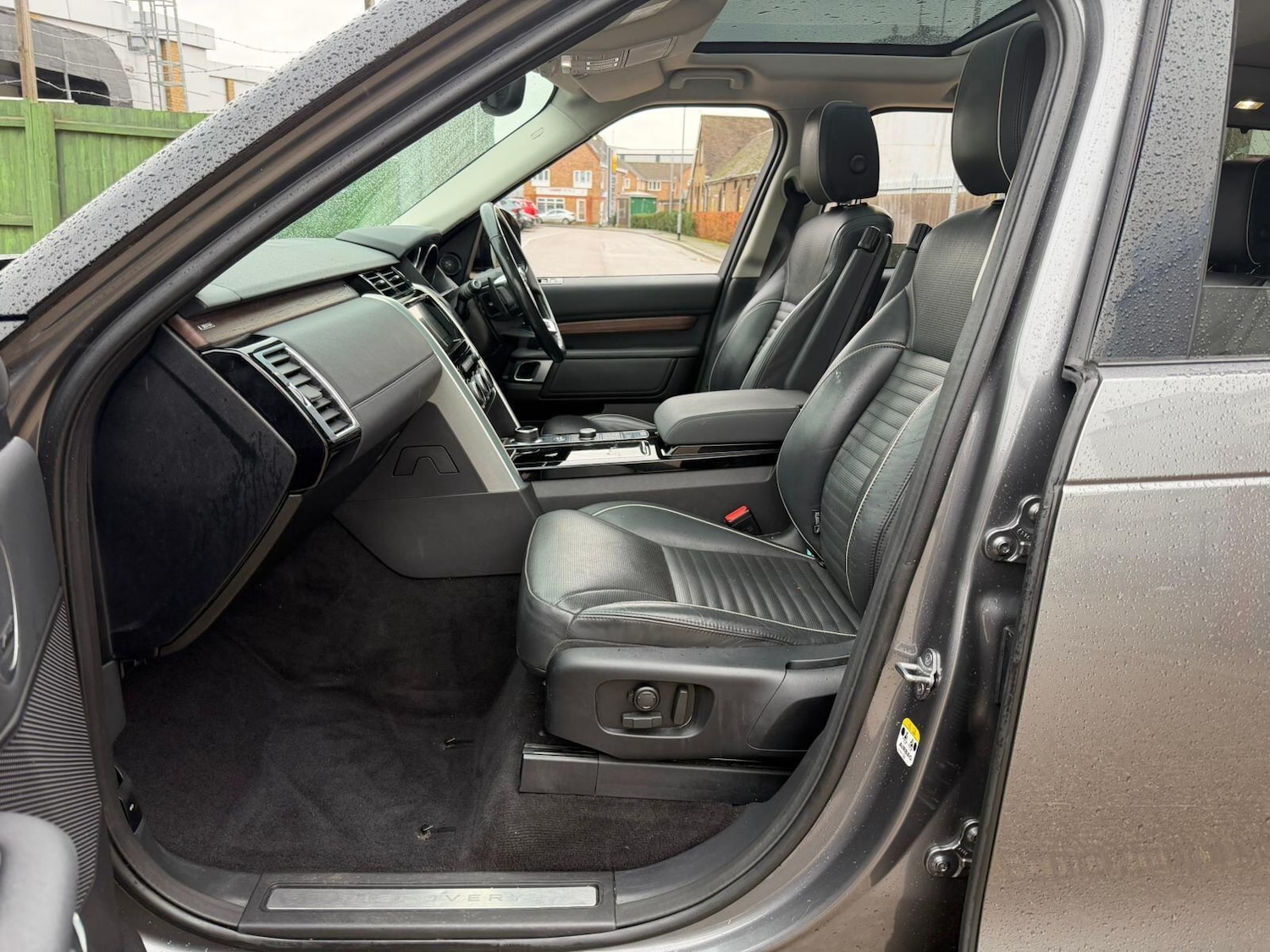 Used Land Rover Discovery 2017 for sale - 77305139: Photo 27