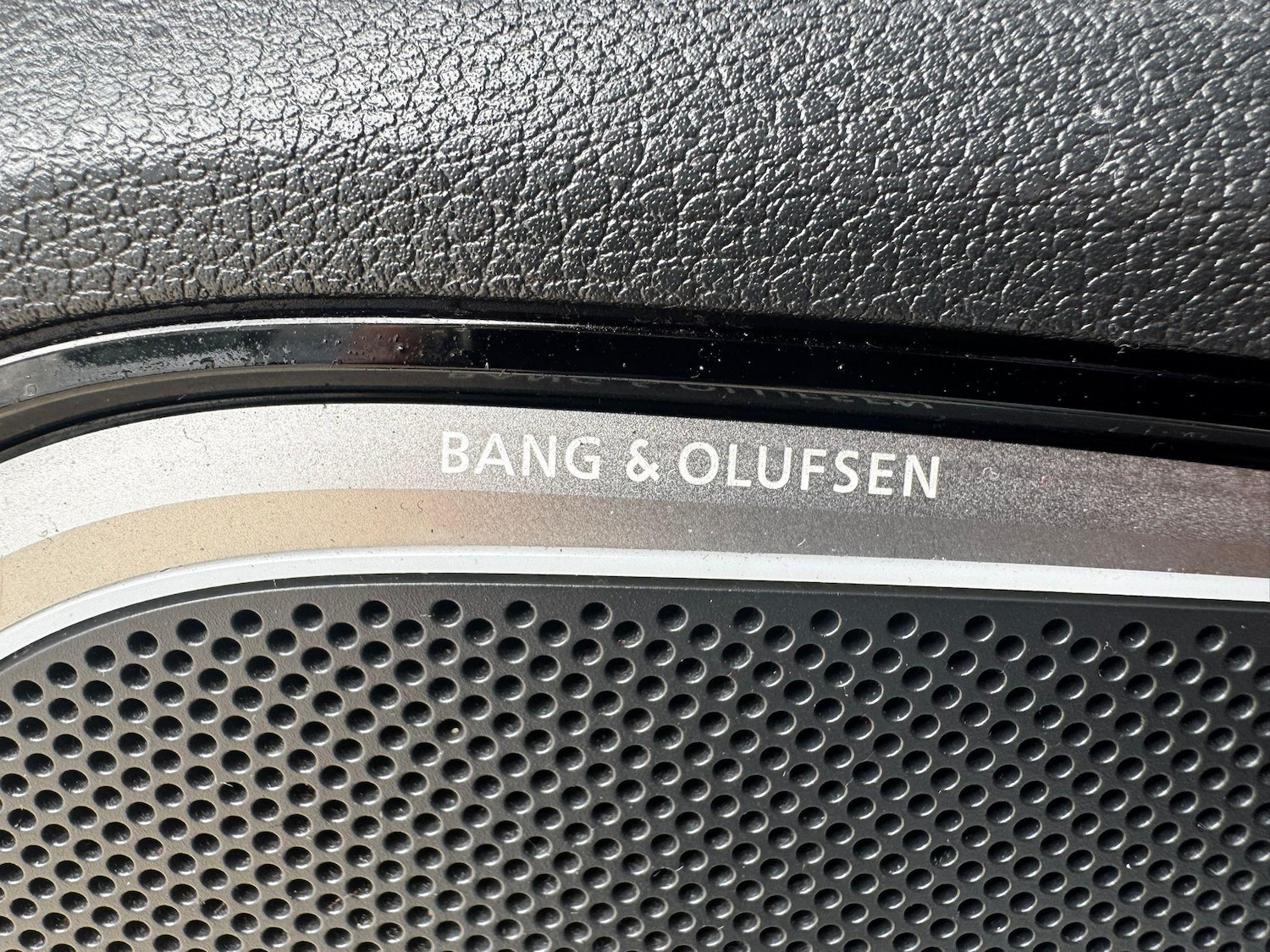 Used Audi S3 for sale - 76994904: Photo 2