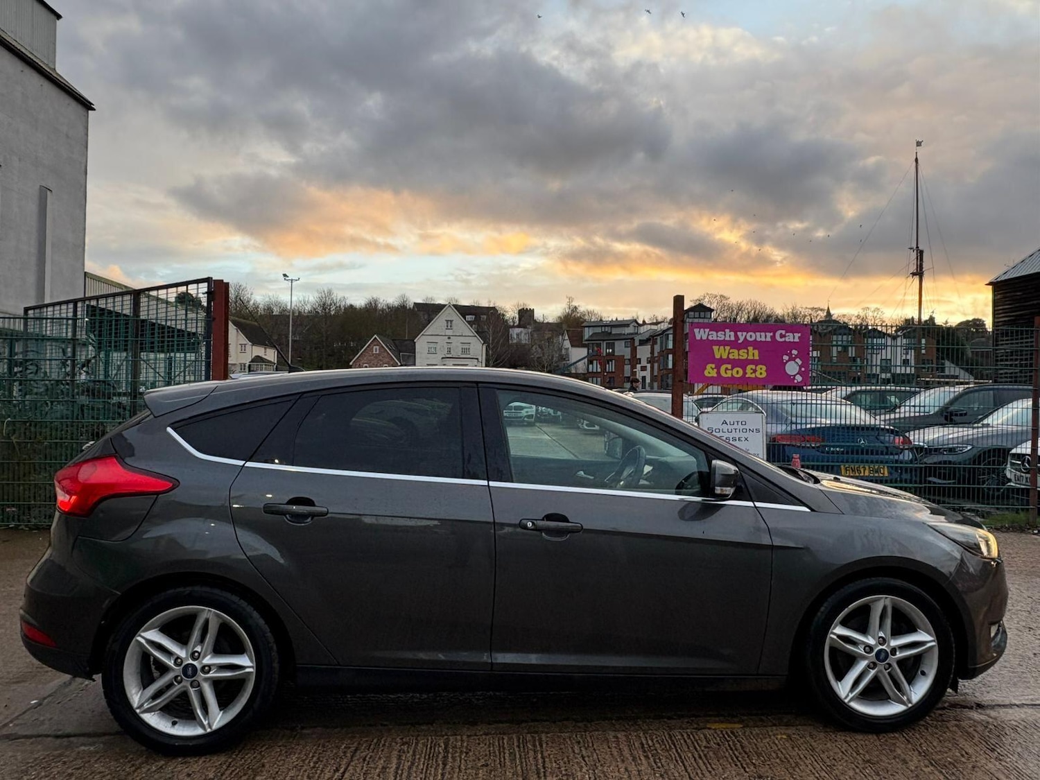 Used Ford Focus 2015 for sale - 78007899: Photo 3