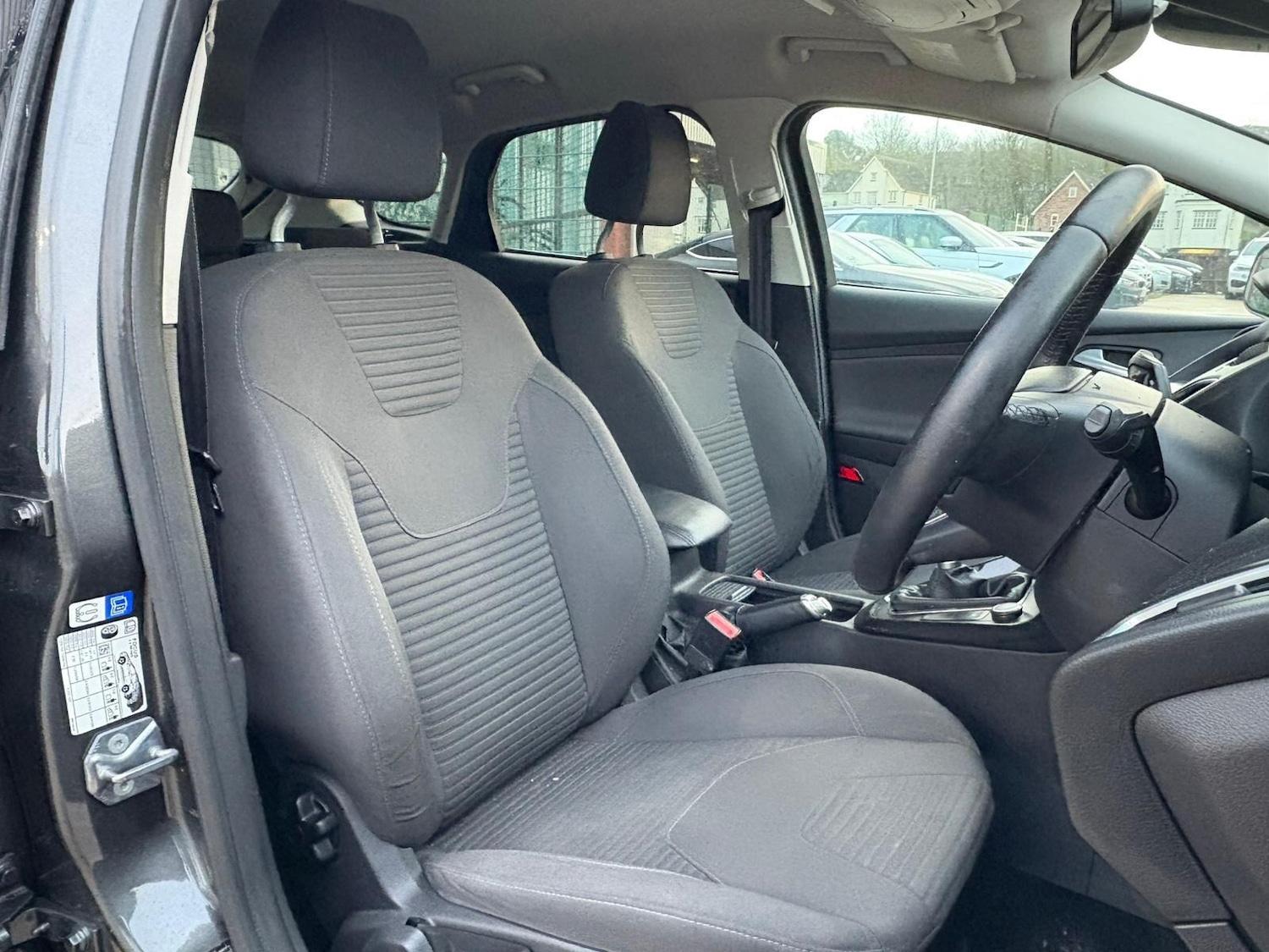 Used Ford Focus 2015 for sale - 78007899: Photo 9