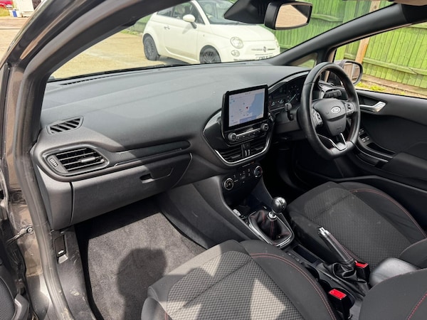 Used Ford Fiesta 2020 for sale - 75531528: Photo 24