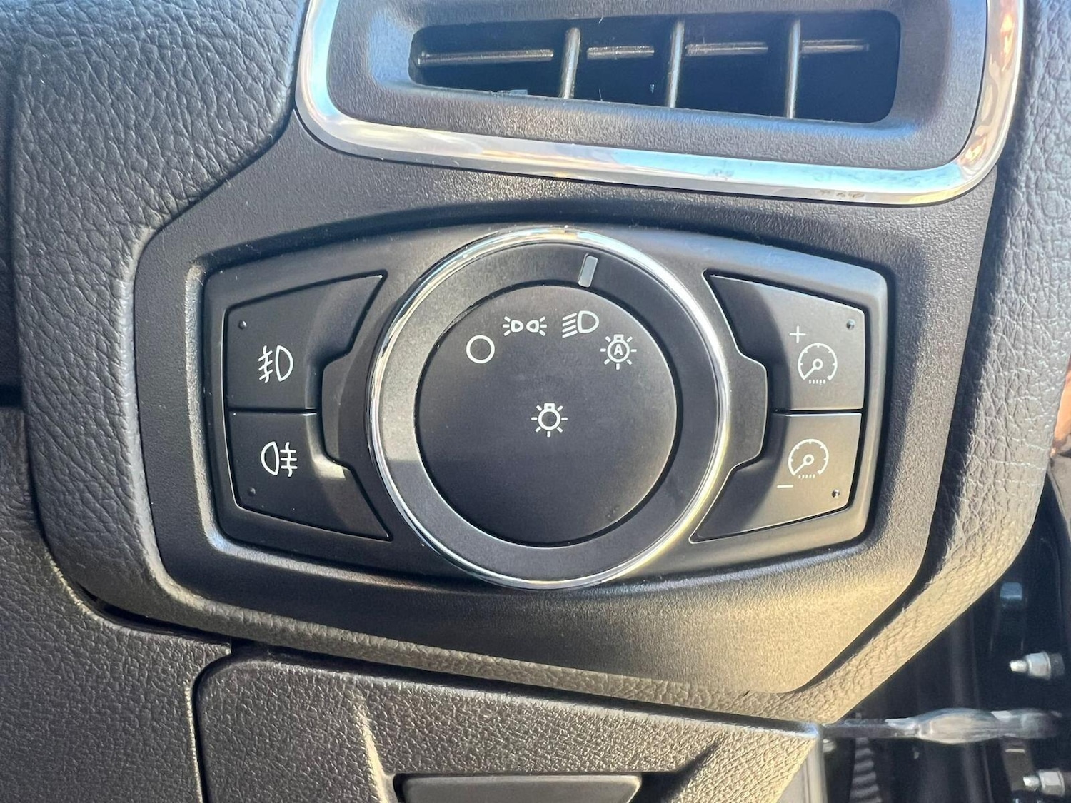 Used Ford Focus 2012 for sale - 77029624: Photo 22