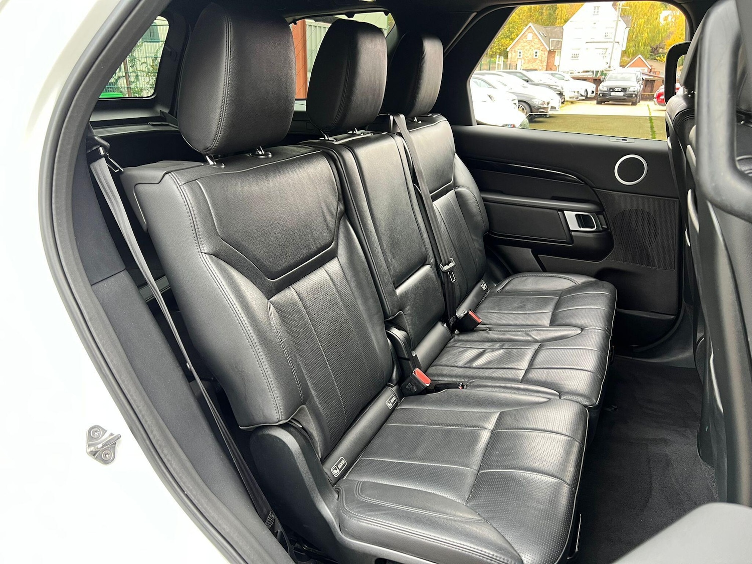 Used Land Rover Discovery 2018 for sale - 76433291: Photo 18