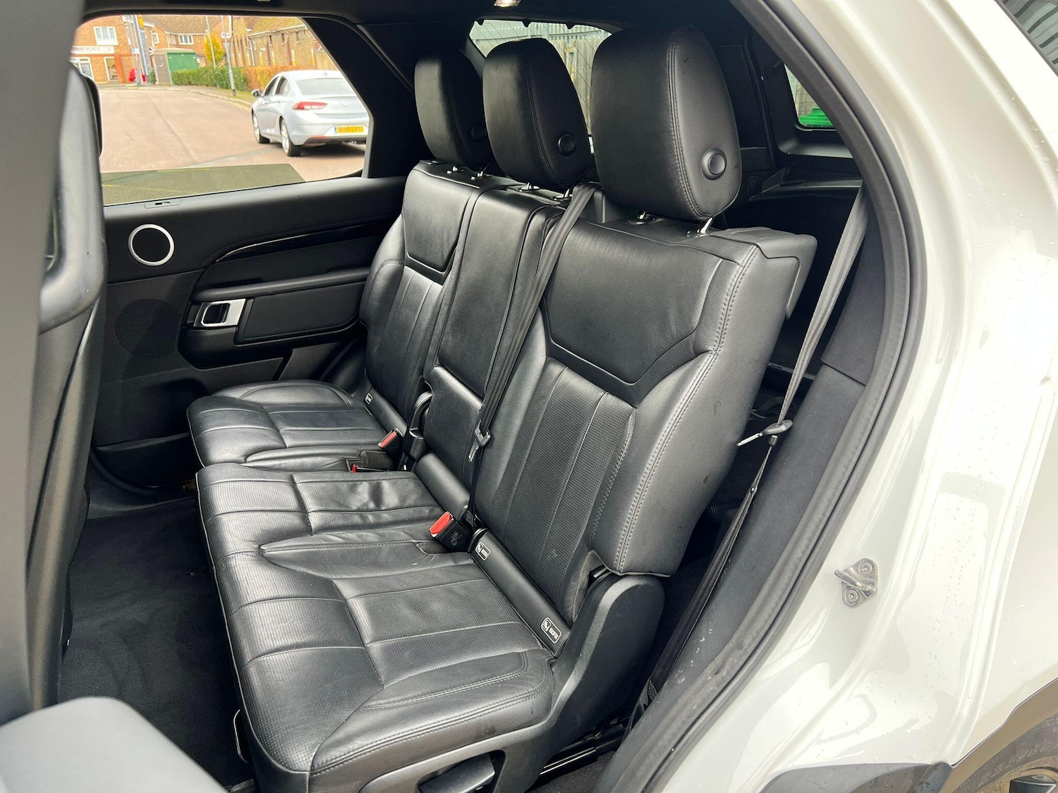 Used Land Rover Discovery 2018 for sale - 76433291: Photo 21