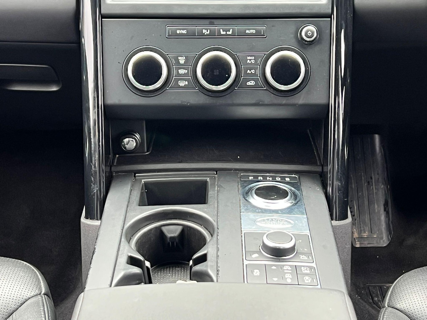 Used Land Rover Discovery 2018 for sale - 76433291: Photo 27