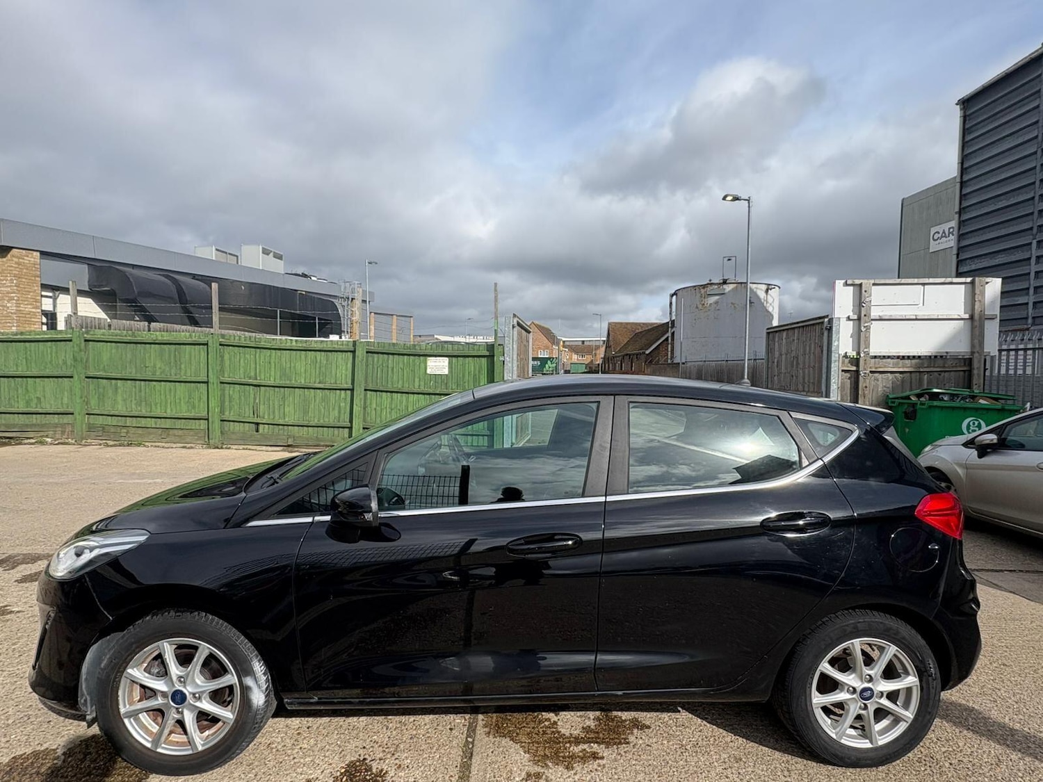 Used Ford Fiesta for sale - 77853775: Photo 6