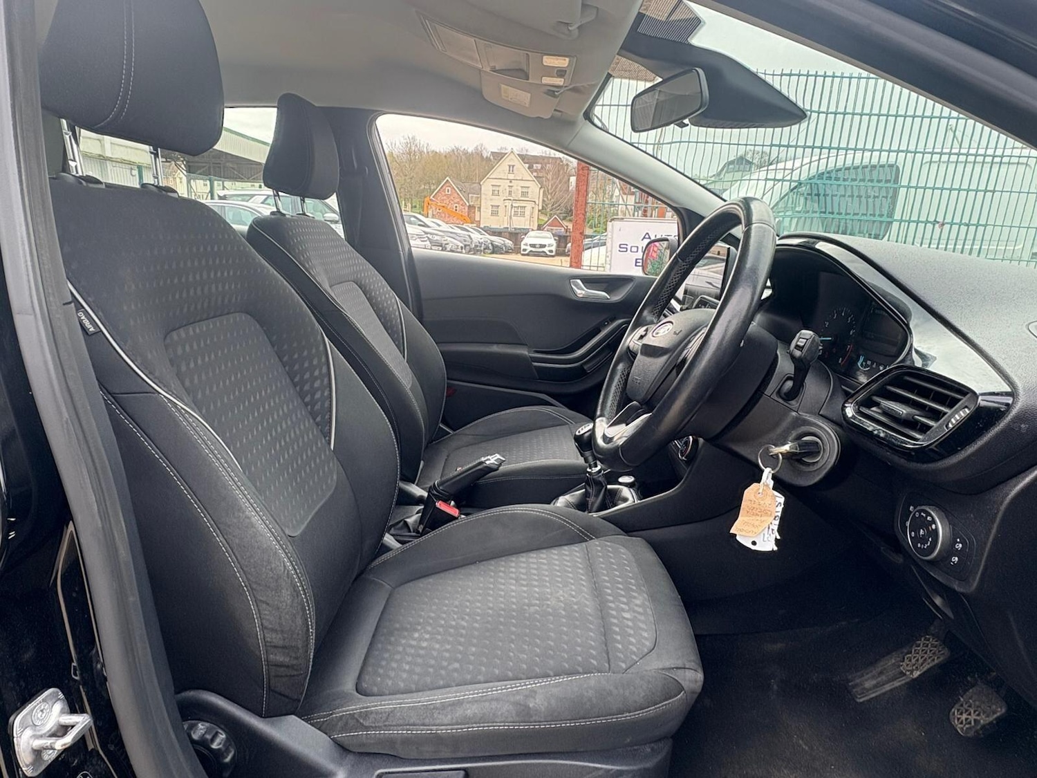 Used Ford Fiesta for sale - 77853775: Photo 9