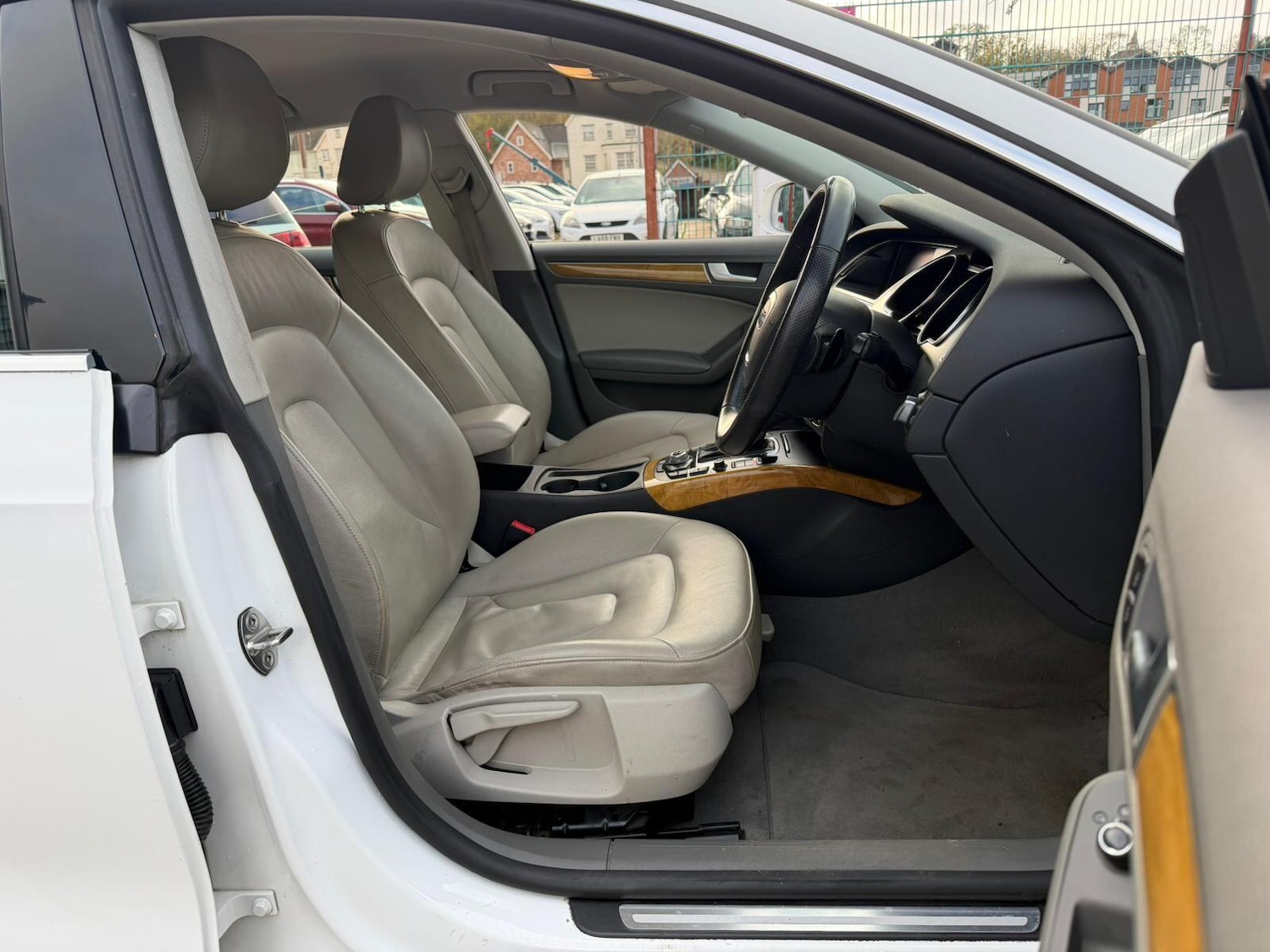 Used Audi A5 2011 for sale - 76689038: Photo 14