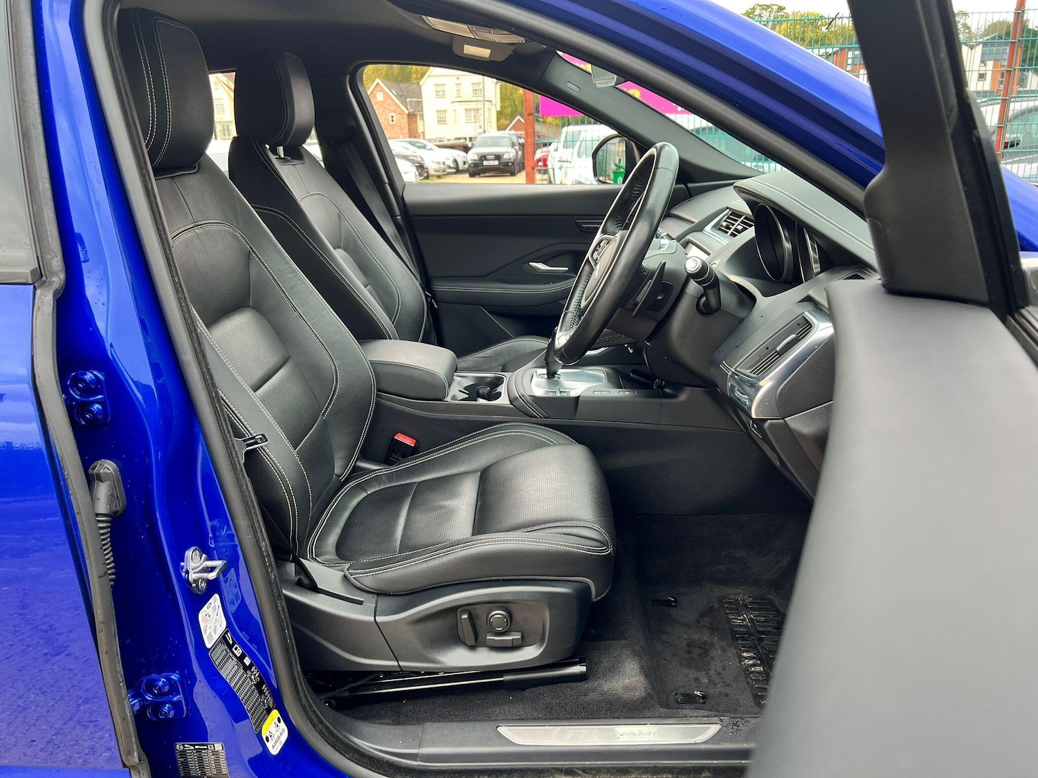 Used Jaguar E-Pace 2018 for sale - 76433146: Photo 14