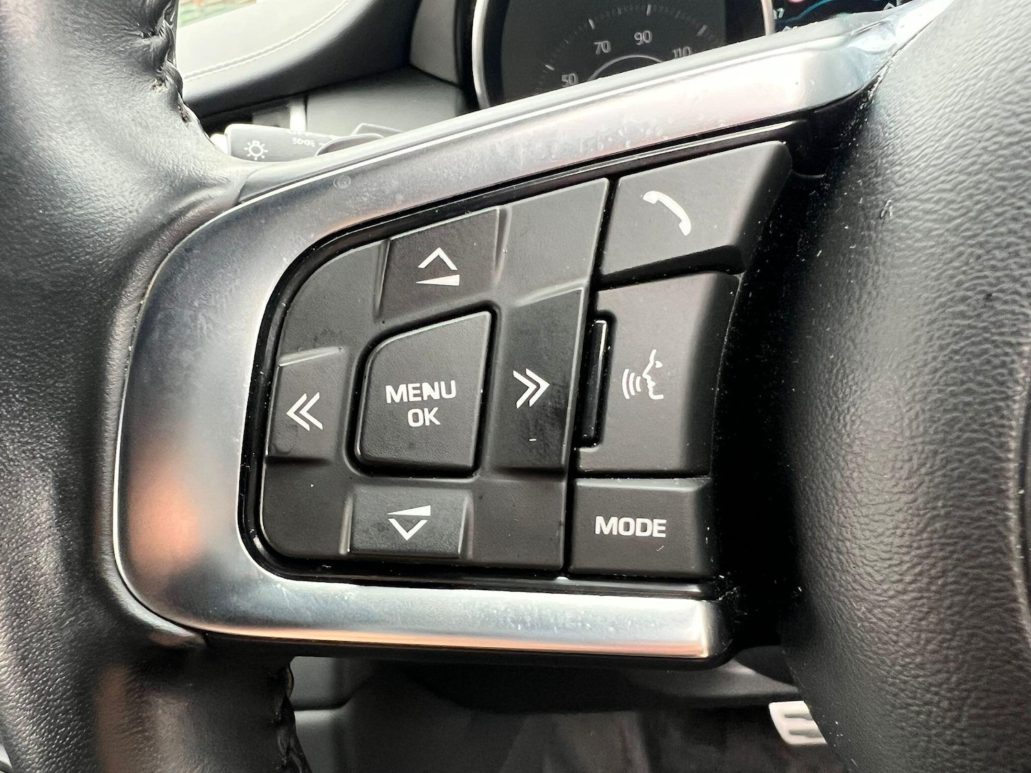 Used Jaguar E-Pace 2018 for sale - 76433146: Photo 28