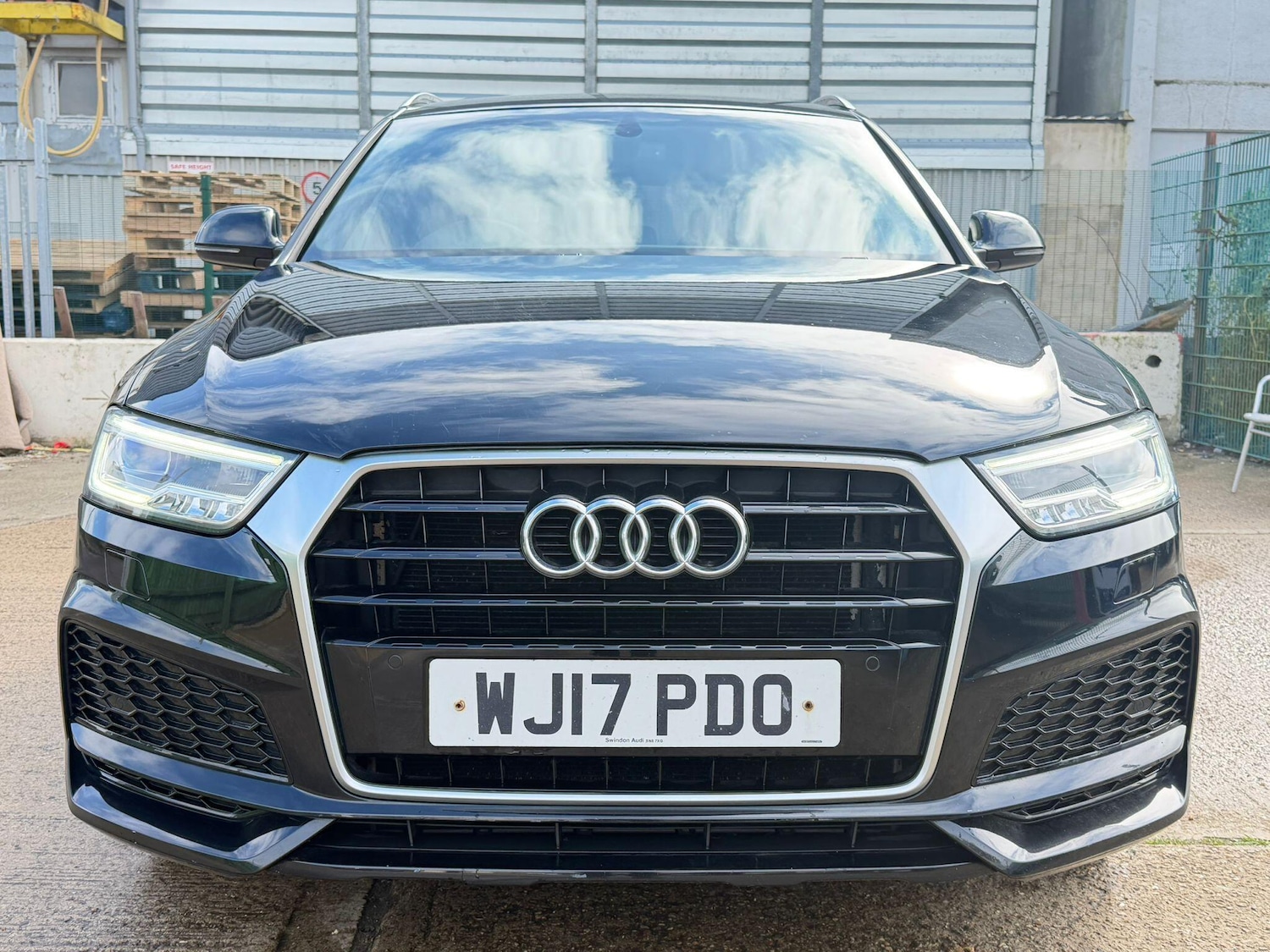 Used Audi Q3 2017 for sale - 78100971: Photo 9