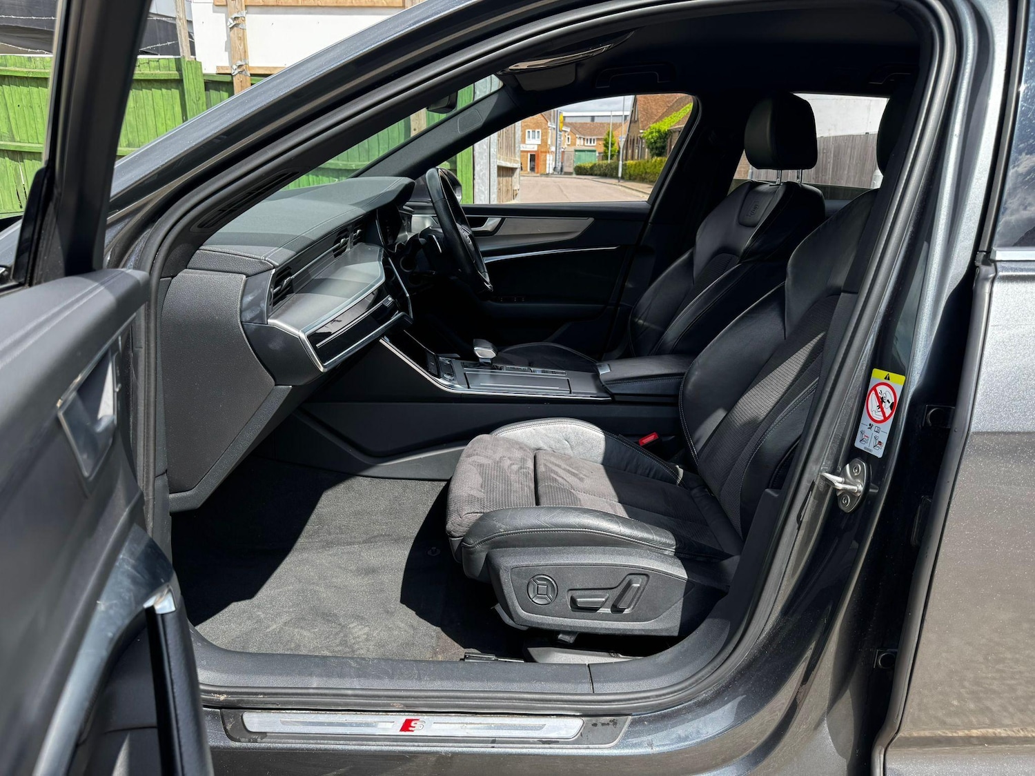 Vehicle 22