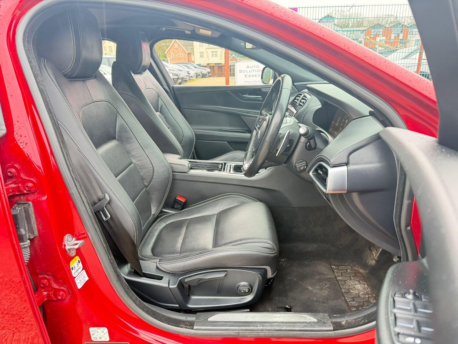 Used Jaguar XE 2018 for sale - 77646295: Photo 15