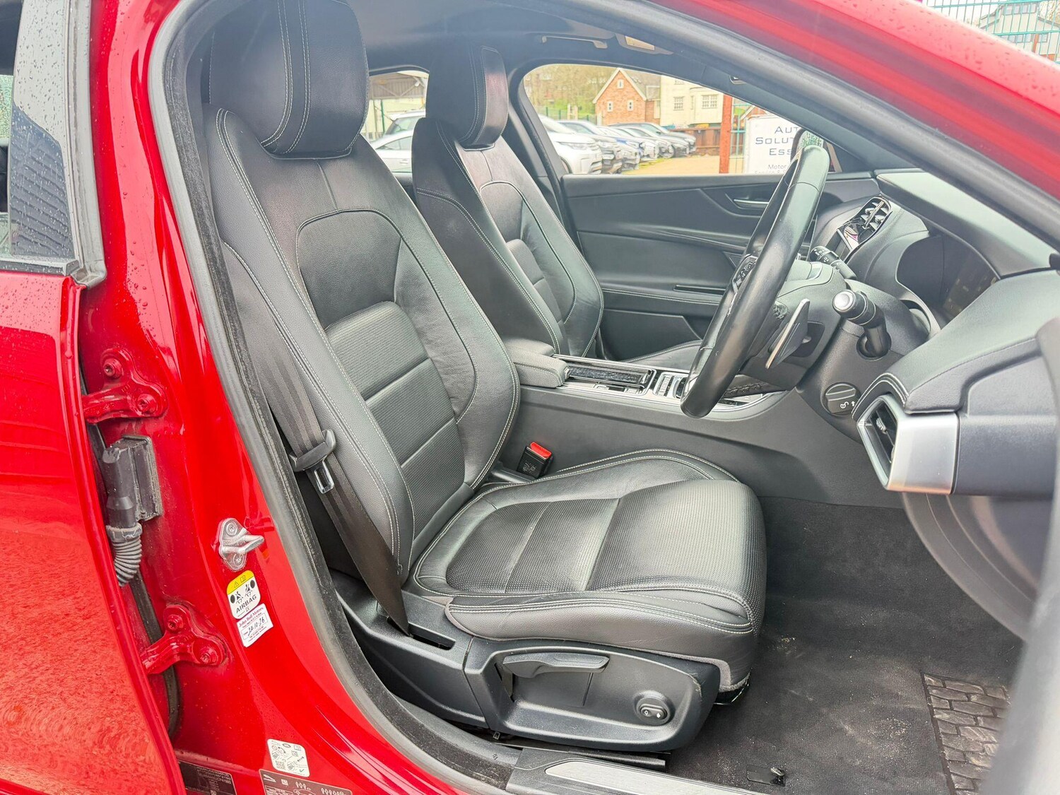 Used Jaguar XE 2018 for sale - 77646295: Photo 16