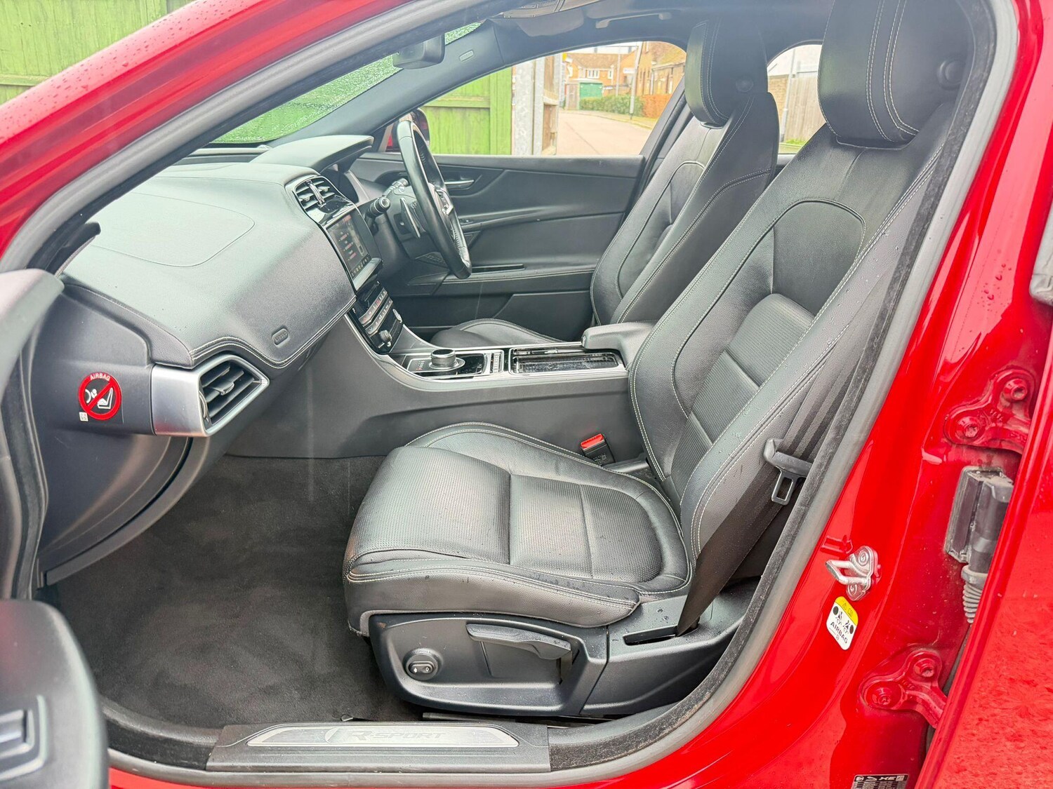 Used Jaguar XE 2018 for sale - 77646295: Photo 27