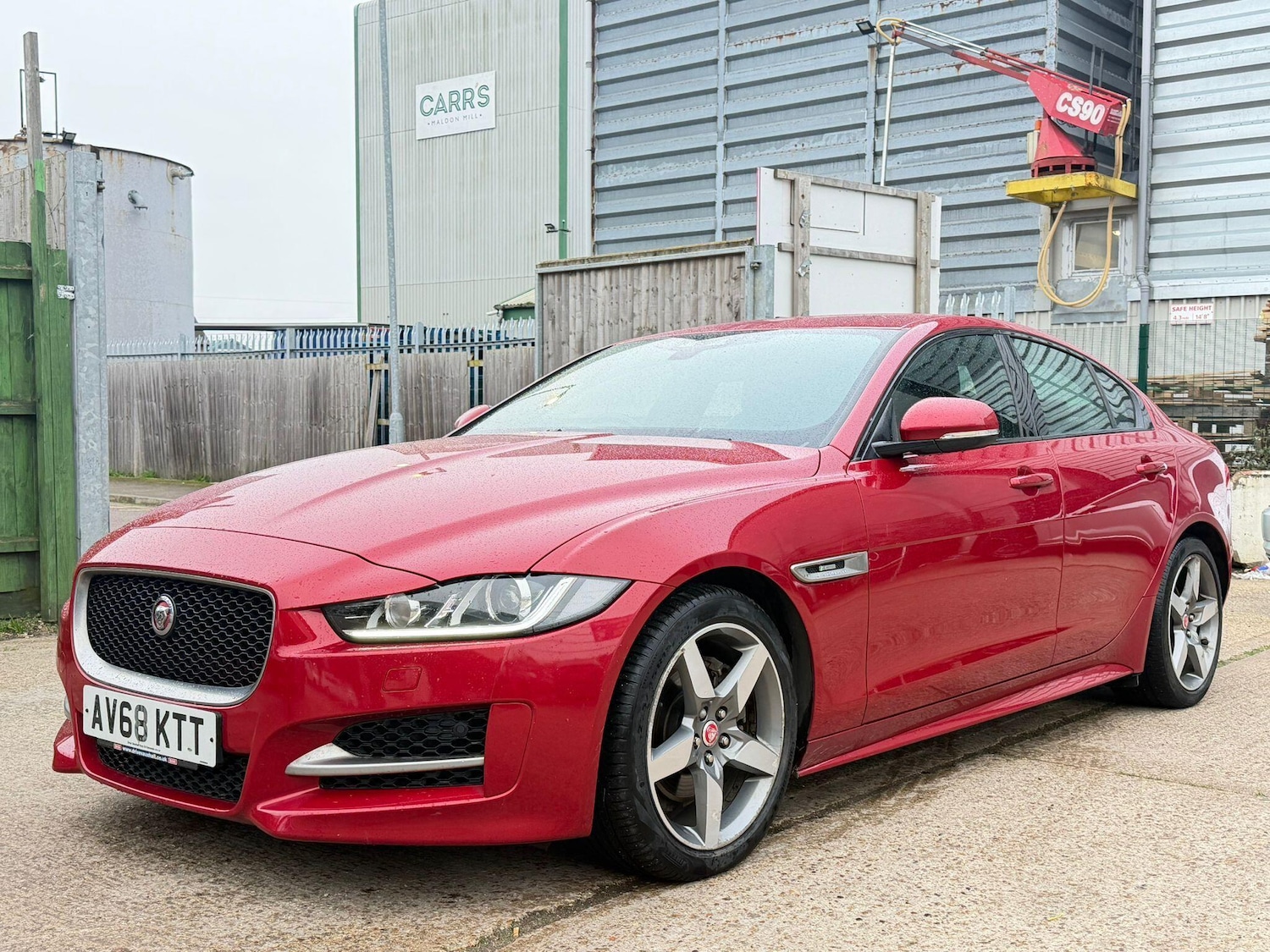 Used Jaguar XE 2018 for sale - 77646295: Photo 5