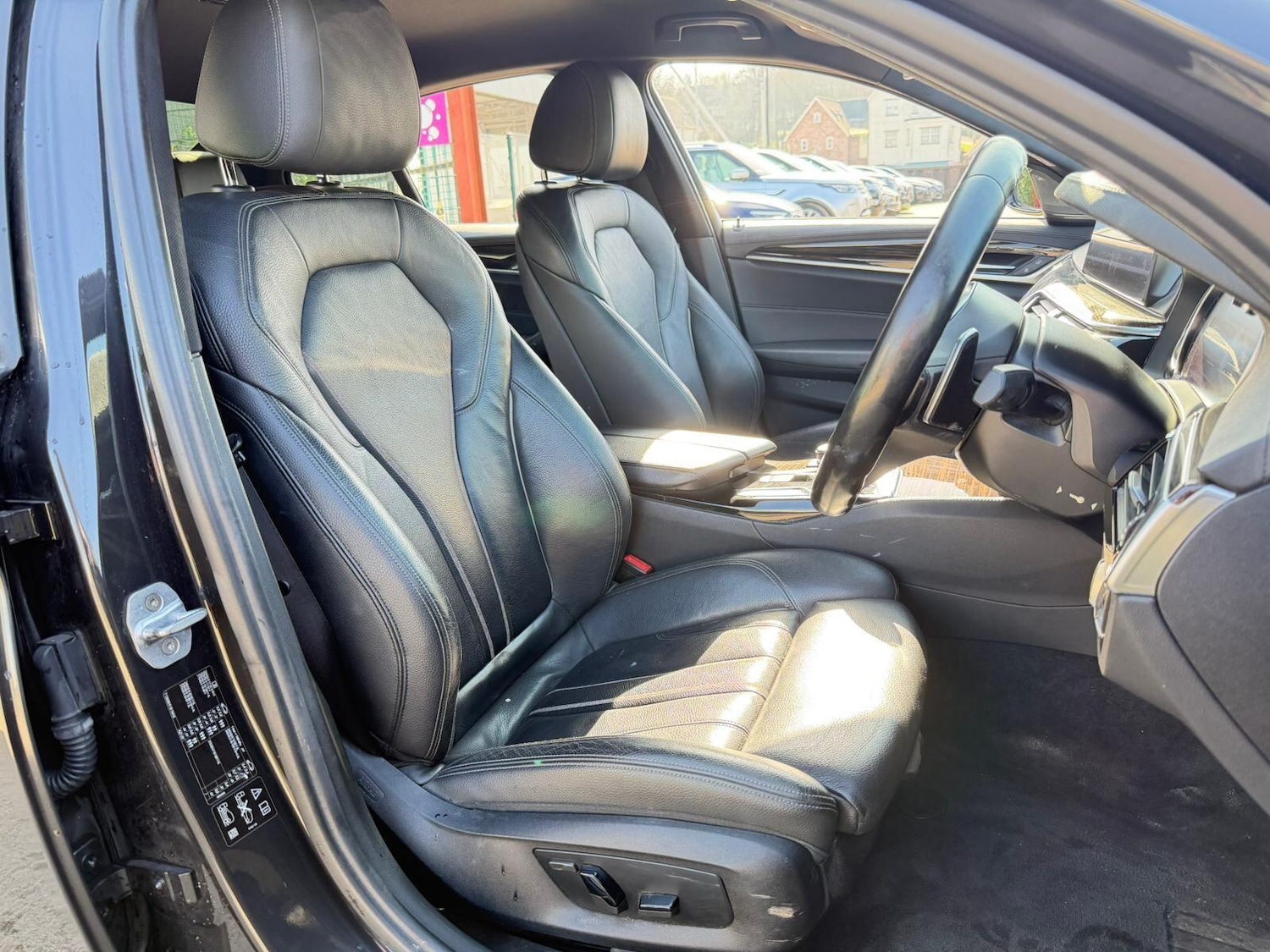 Used BMW 5 Series 2017 for sale - 77769174: Photo 16