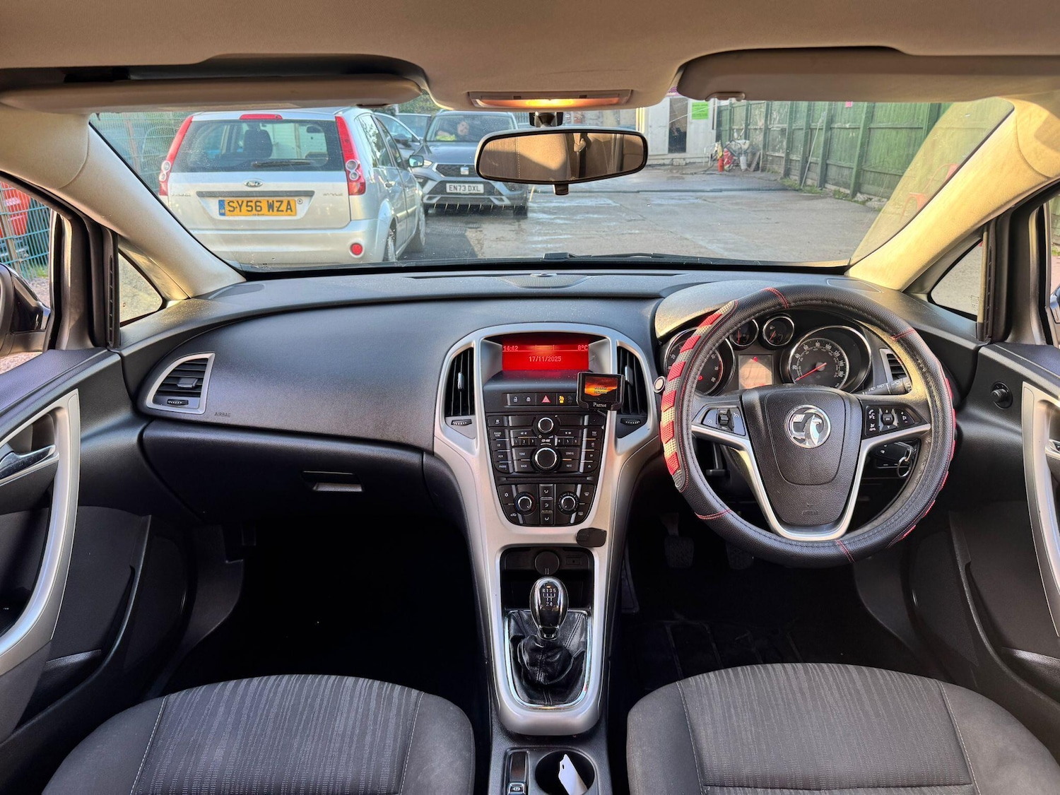 Used Vauxhall Astra 2011 for sale - 76620497: Photo 21