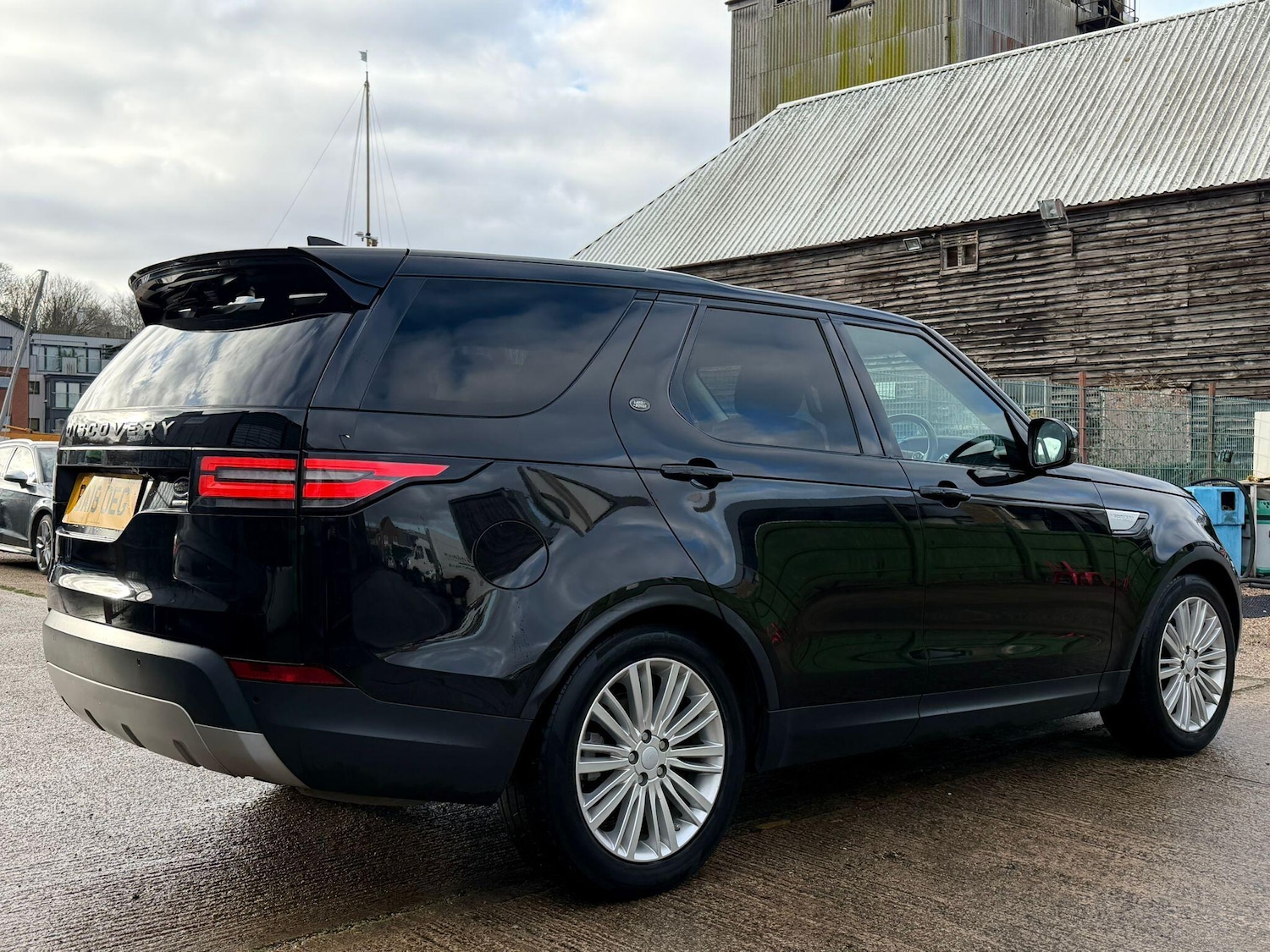 Used Land Rover Discovery 2018 for sale - 77130984: Photo 13
