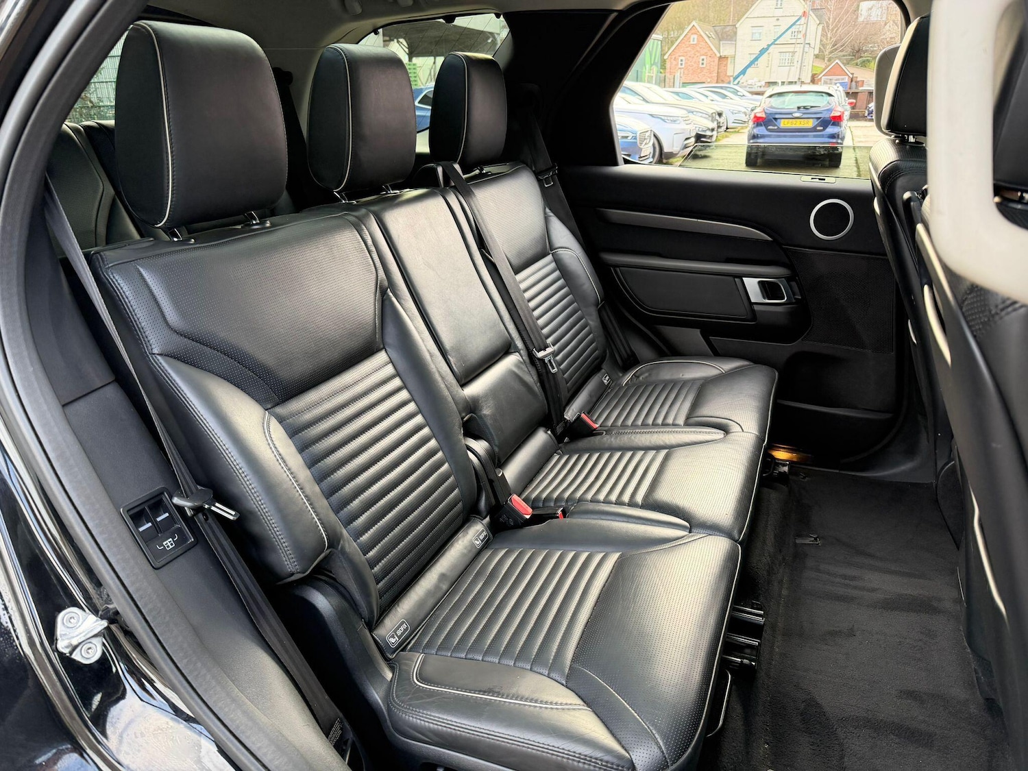 Used Land Rover Discovery 2018 for sale - 77130984: Photo 21