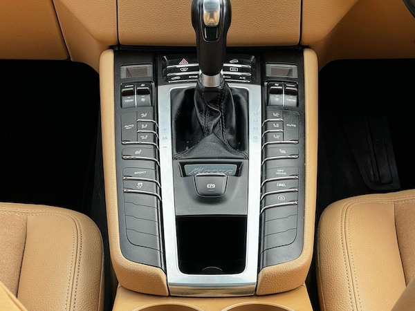 Used Porsche Macan 2016 for sale - 76094957: Photo 14