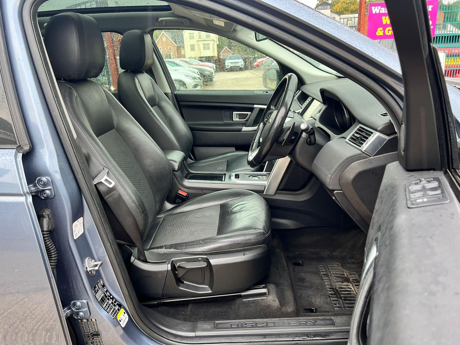 Used Land Rover Discovery Sport 2017 for sale - 76337915: Photo 14