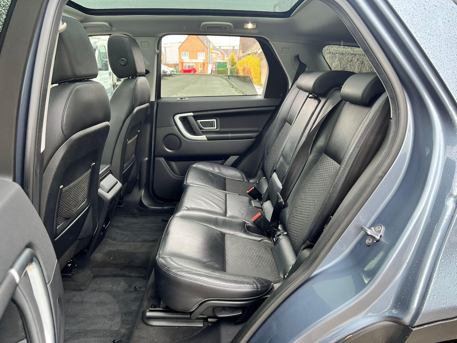 Used Land Rover Discovery Sport 2017 for sale - 76337915: Photo 19