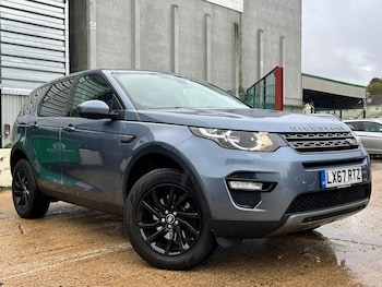 2017 (67) - 2.0 TD4 SE Tech Auto 4WD Euro 6 (s/s) 5dr