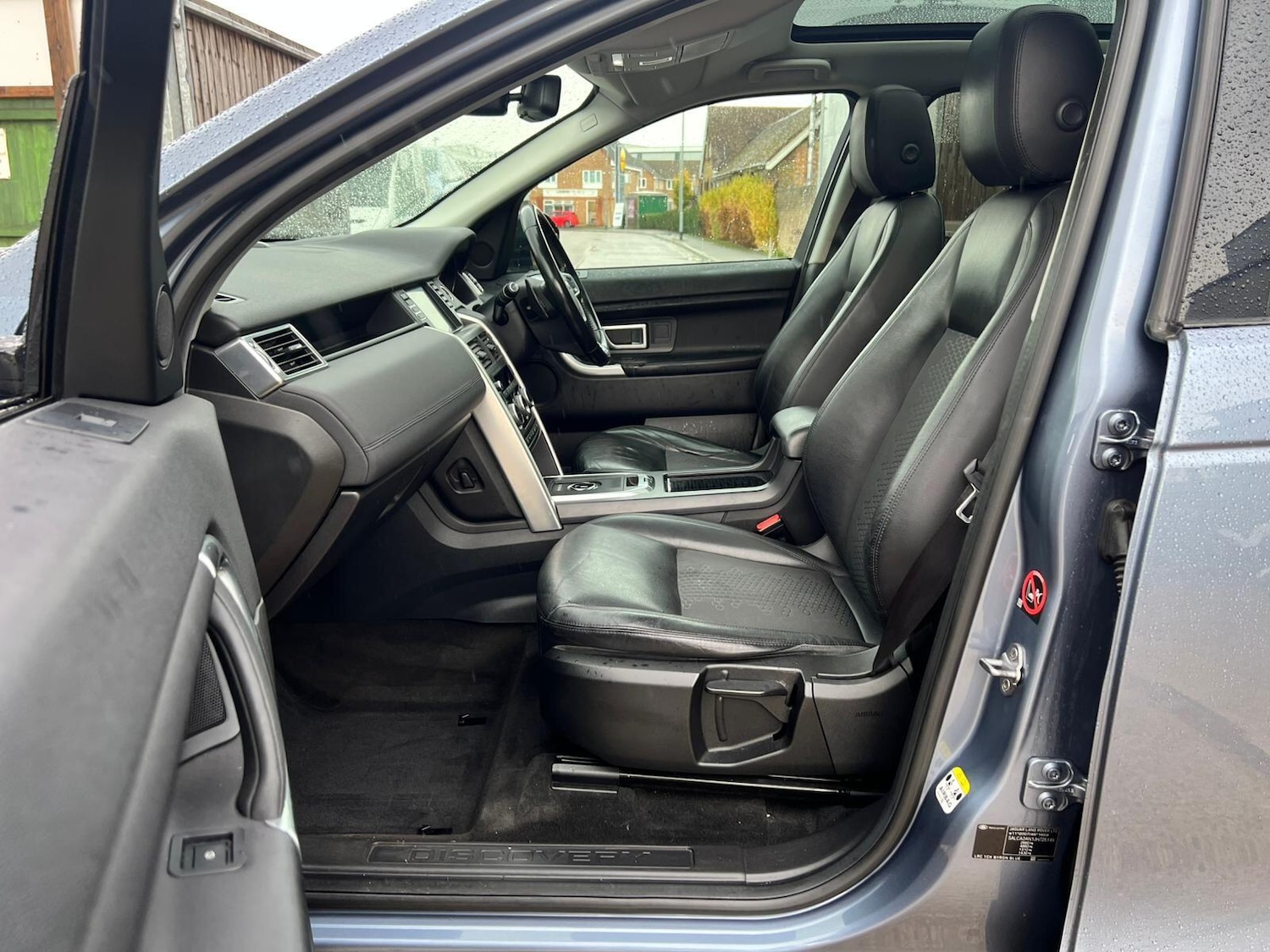 Used Land Rover Discovery Sport 2017 for sale - 76337915: Photo 22