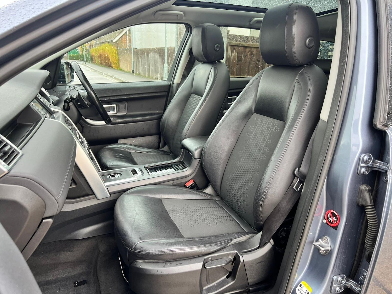 Used Land Rover Discovery Sport 2017 for sale - 76337915: Photo 23