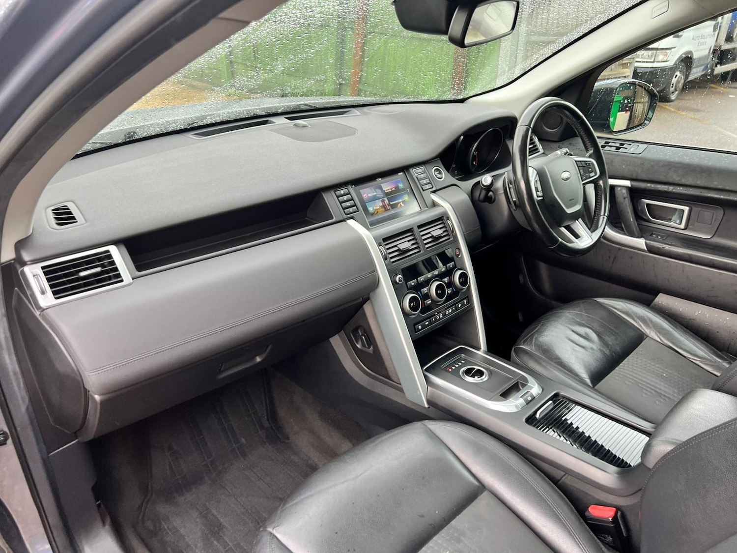 Used Land Rover Discovery Sport 2017 for sale - 76337915: Photo 24