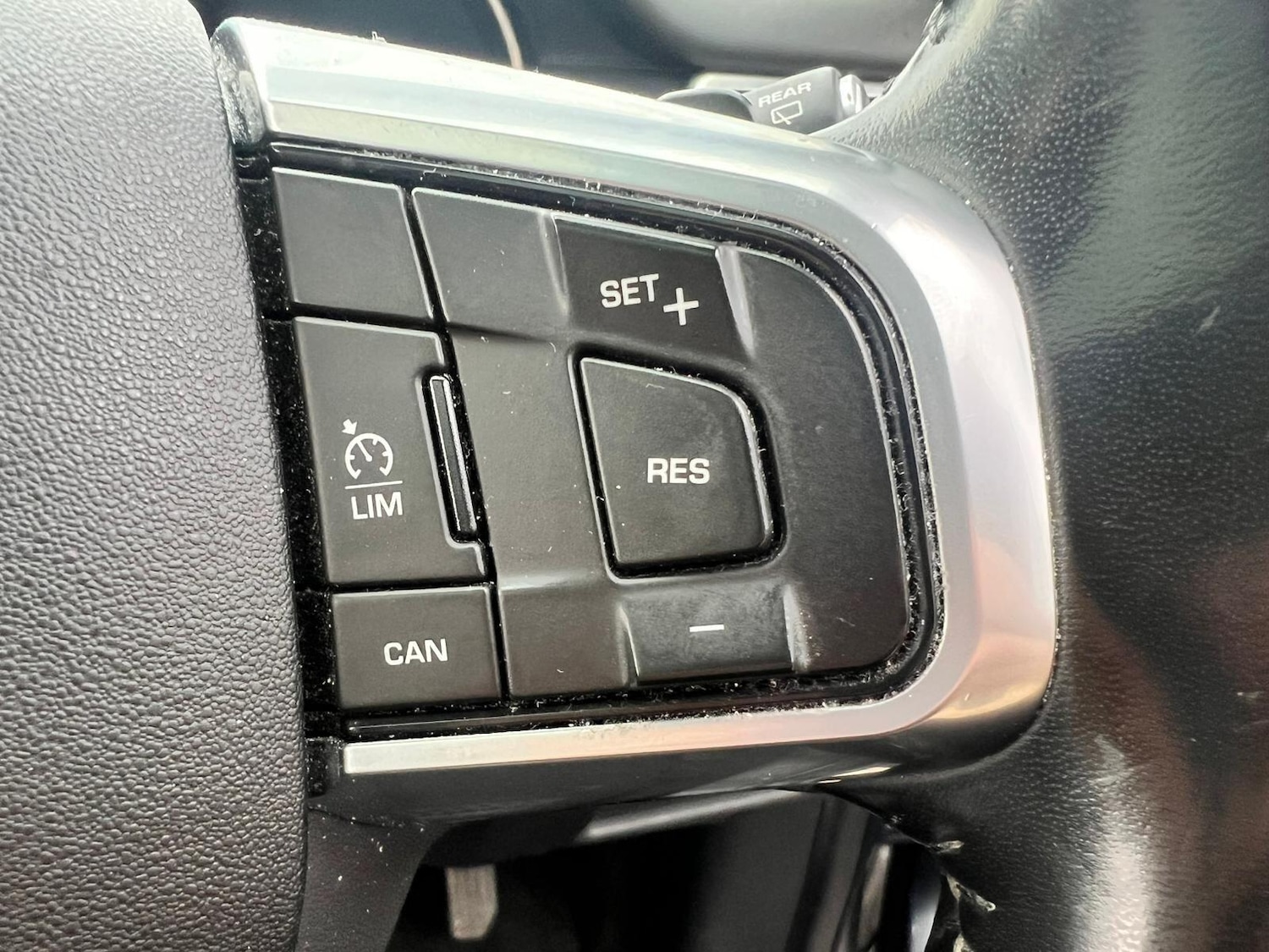 Used Land Rover Discovery Sport 2017 for sale - 76337915: Photo 30