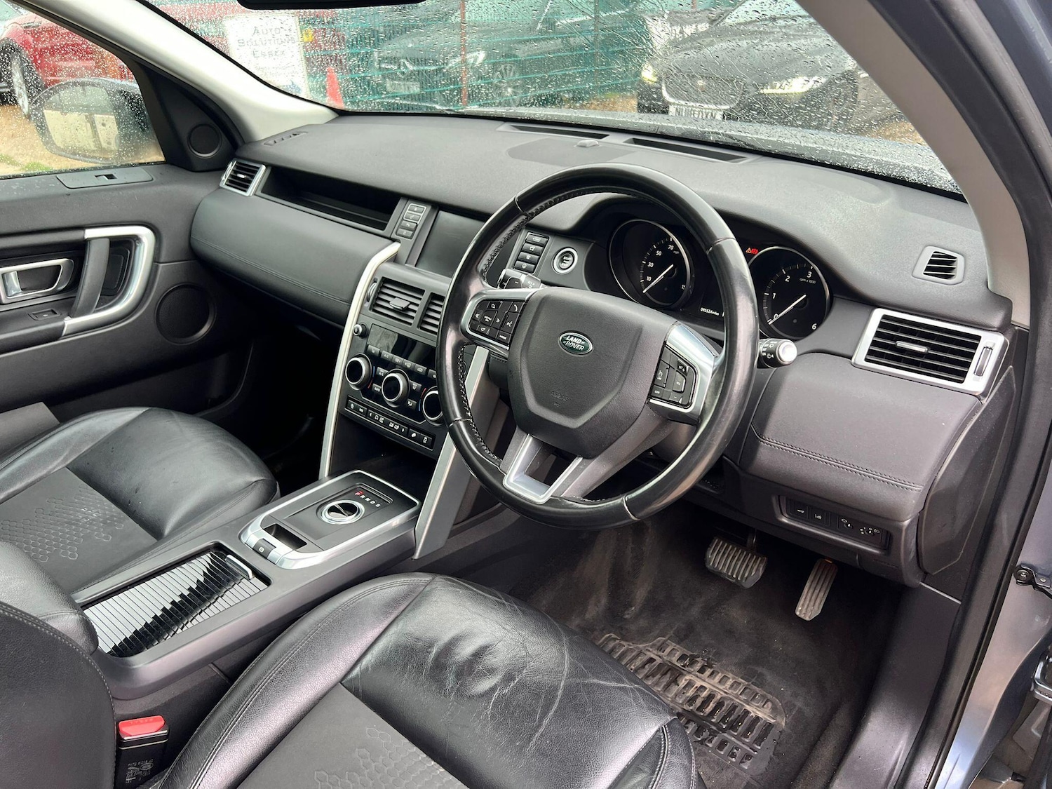 Used Land Rover Discovery Sport 2017 for sale - 76337915: Photo 9