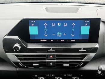 Used Citroen C4 2022 for sale - 76408492: Photo