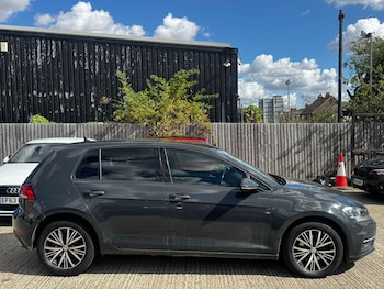 Used Volkswagen Golf 2018 for sale - 75720737: Photo