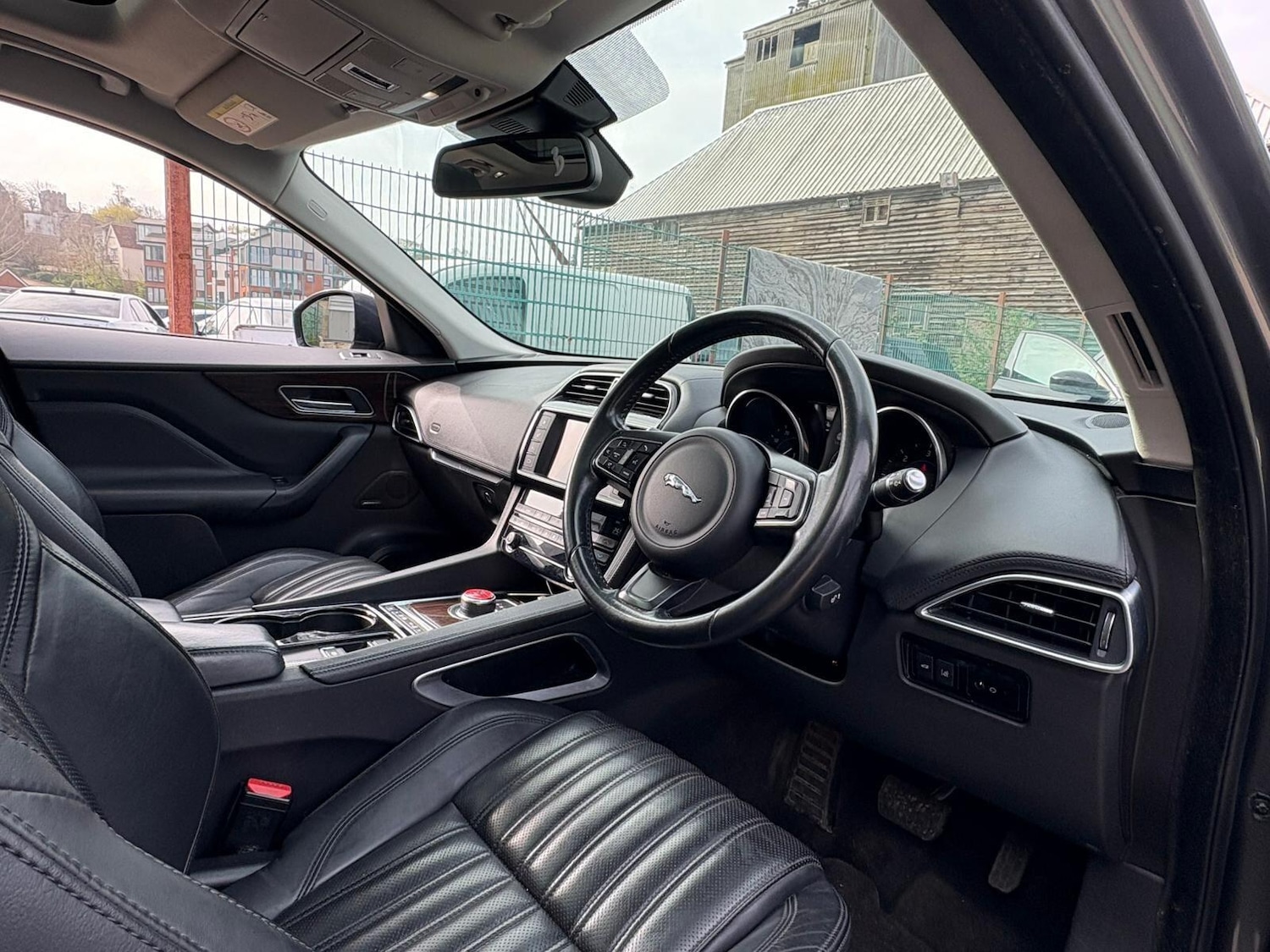 Used Jaguar F-Pace 2016 for sale - 77970628: Photo 14