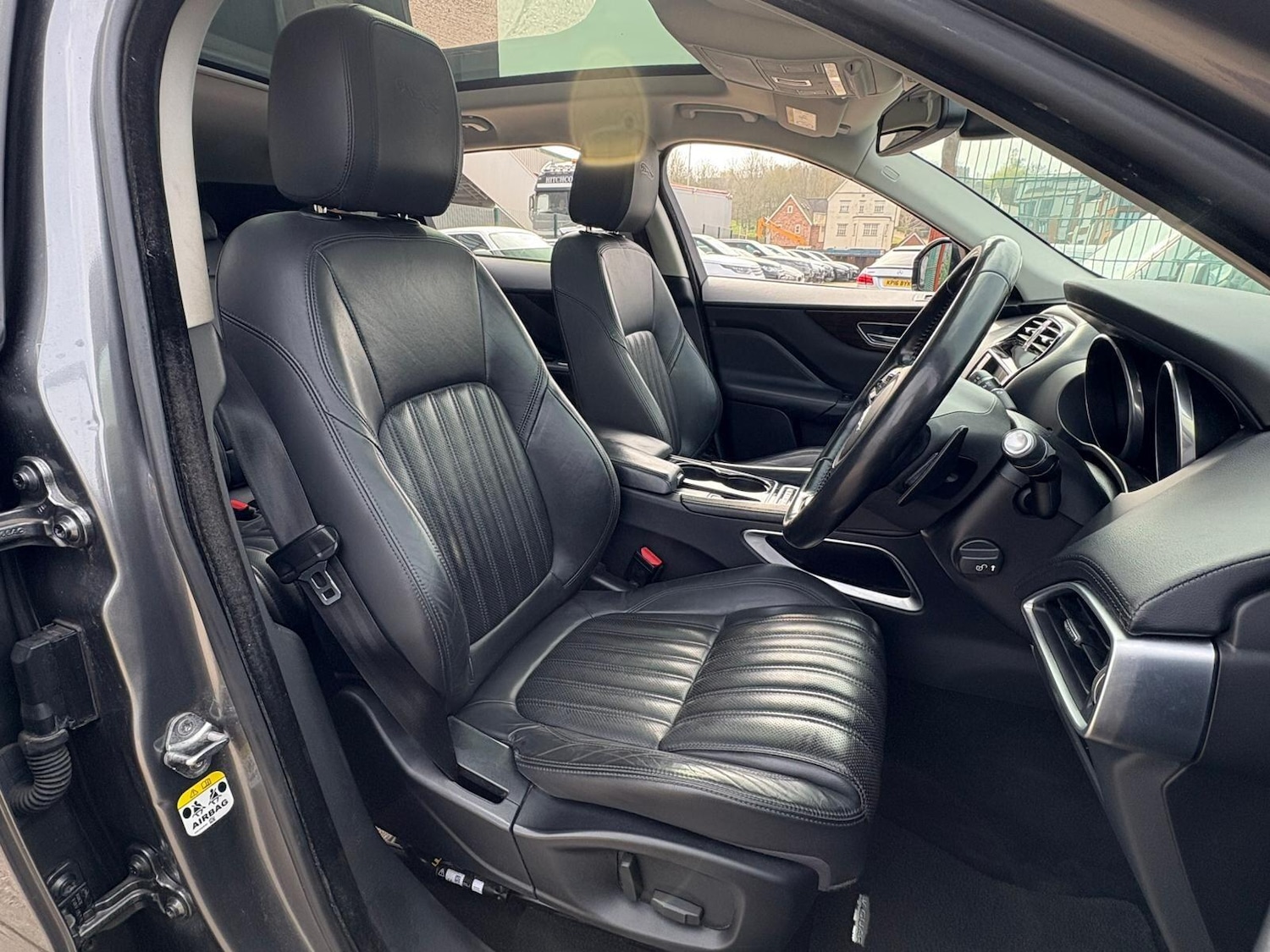 Used Jaguar F-Pace 2016 for sale - 77970628: Photo 16