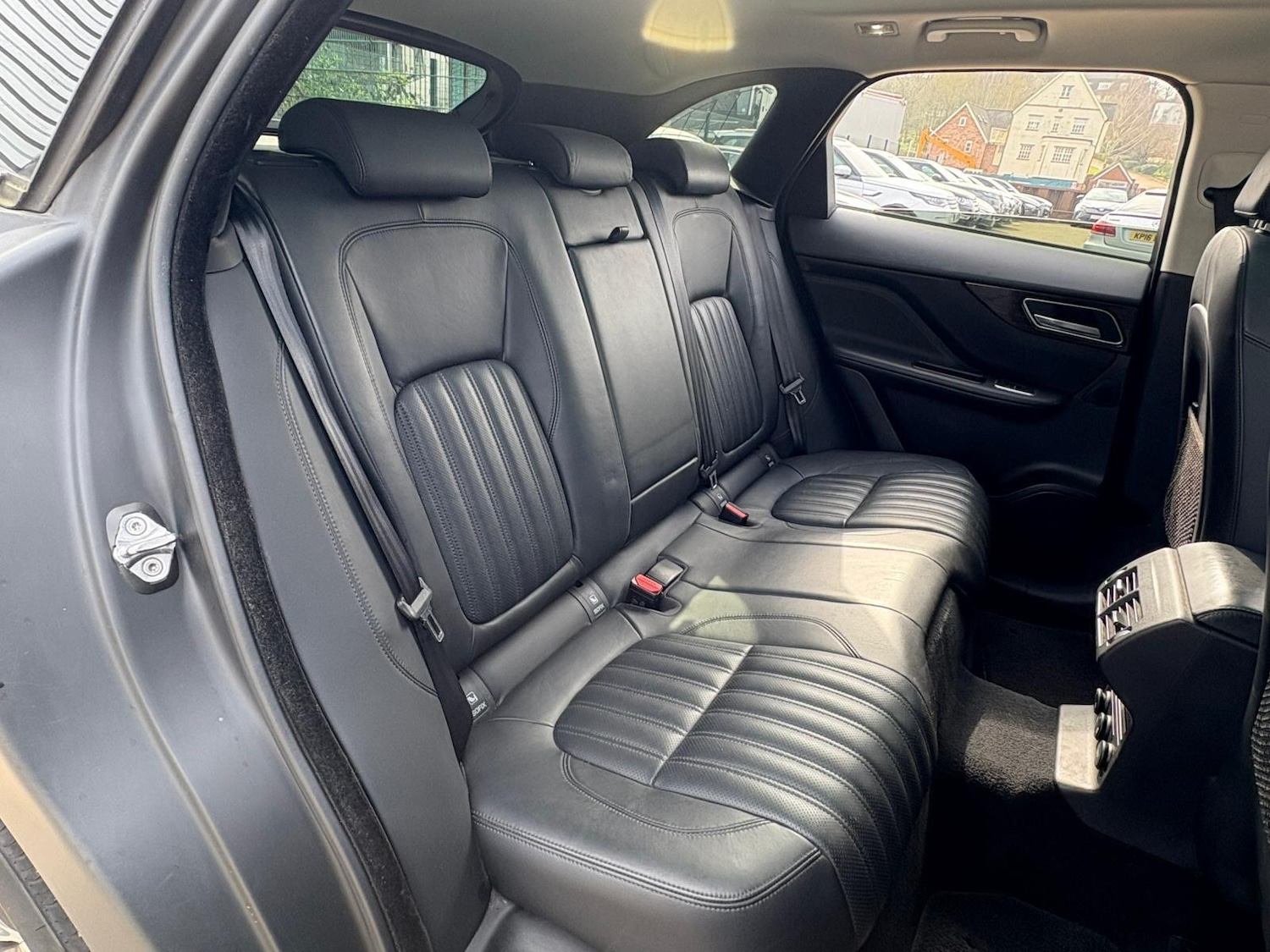 Used Jaguar F-Pace 2016 for sale - 77970628: Photo 18