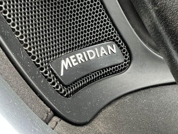 Used Land Rover Discovery Sport 2019 for sale - 76473841: Photo