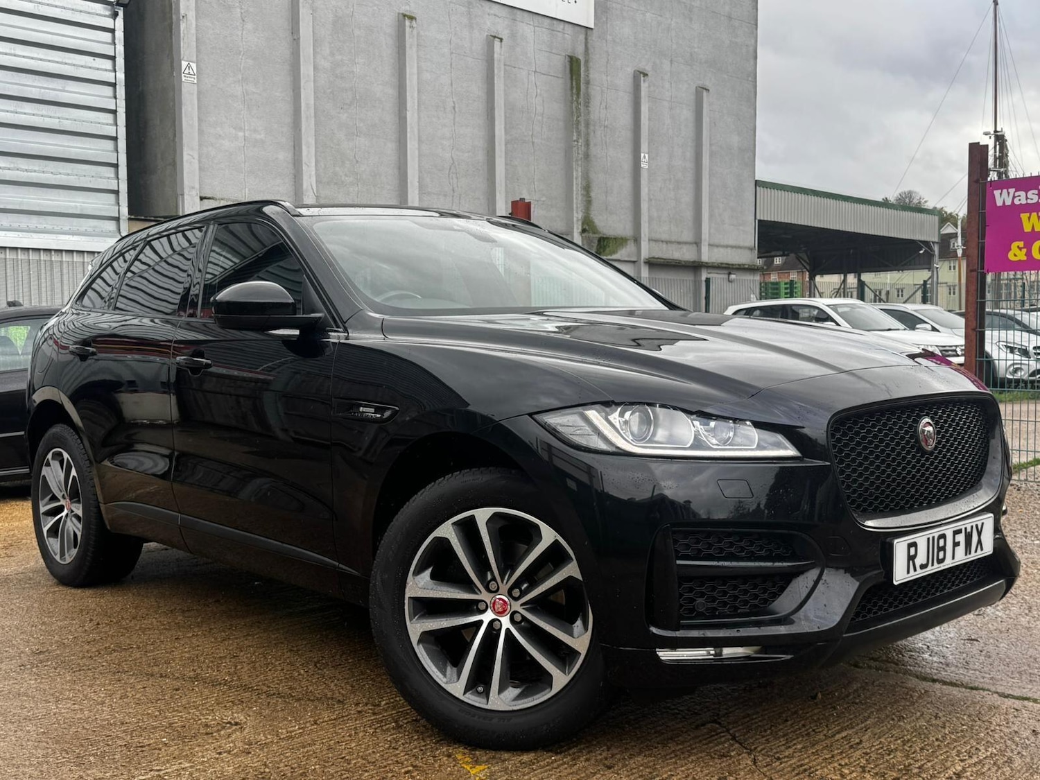 Used Jaguar F-Pace 2018 for sale - 76549070: Photo 1