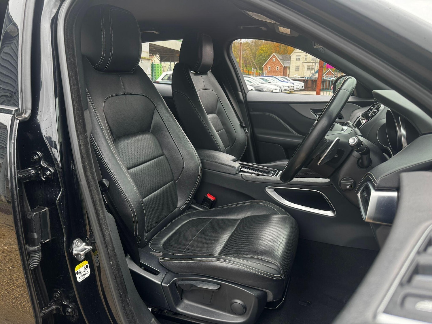 Used Jaguar F-Pace 2018 for sale - 76549070: Photo 10