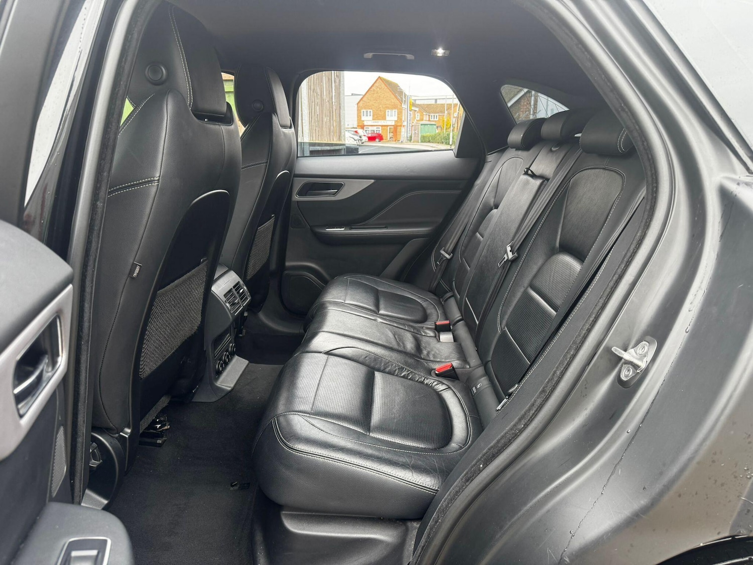 Used Jaguar F-Pace 2018 for sale - 76549070: Photo 15