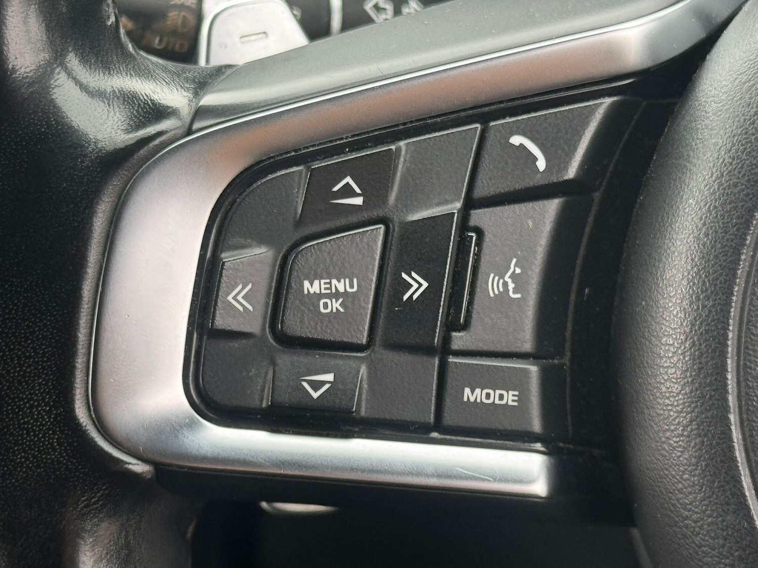 Used Jaguar F-Pace 2018 for sale - 76549070: Photo 25