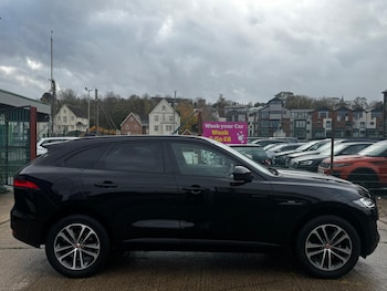 Used Jaguar F-Pace 2018 for sale - 76549070: Photo