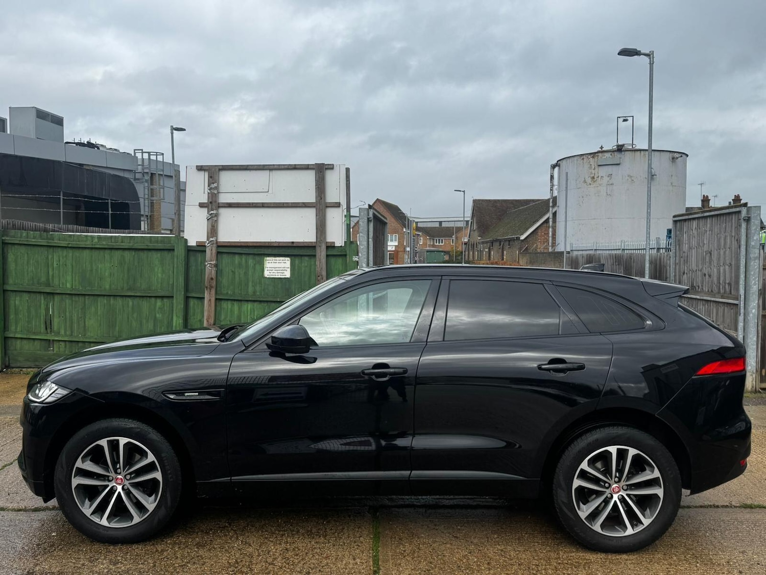 Used Jaguar F-Pace 2018 for sale - 76549070: Photo 6