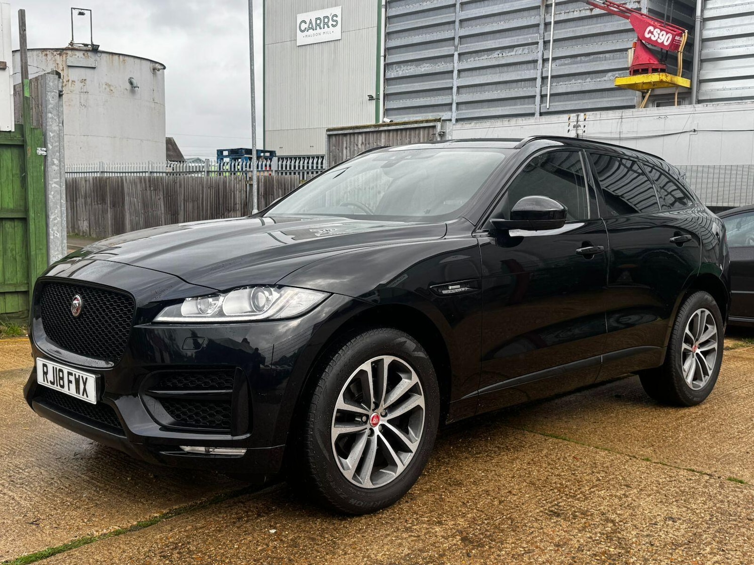 Used Jaguar F-Pace 2018 for sale - 76549070: Photo 7