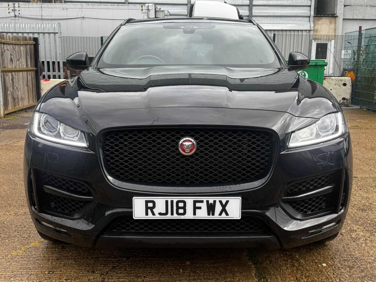 Used Jaguar F-Pace 2018 for sale - 76549070: Photo 8